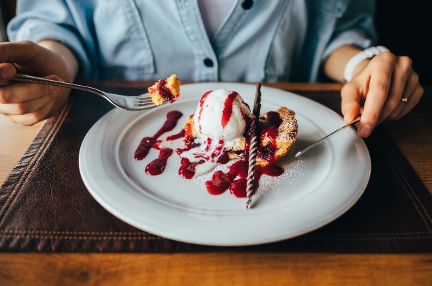 Reward: Become an Insider and win! –  NAYTIKOS OMILOS Cafe-Bar Καστοριά